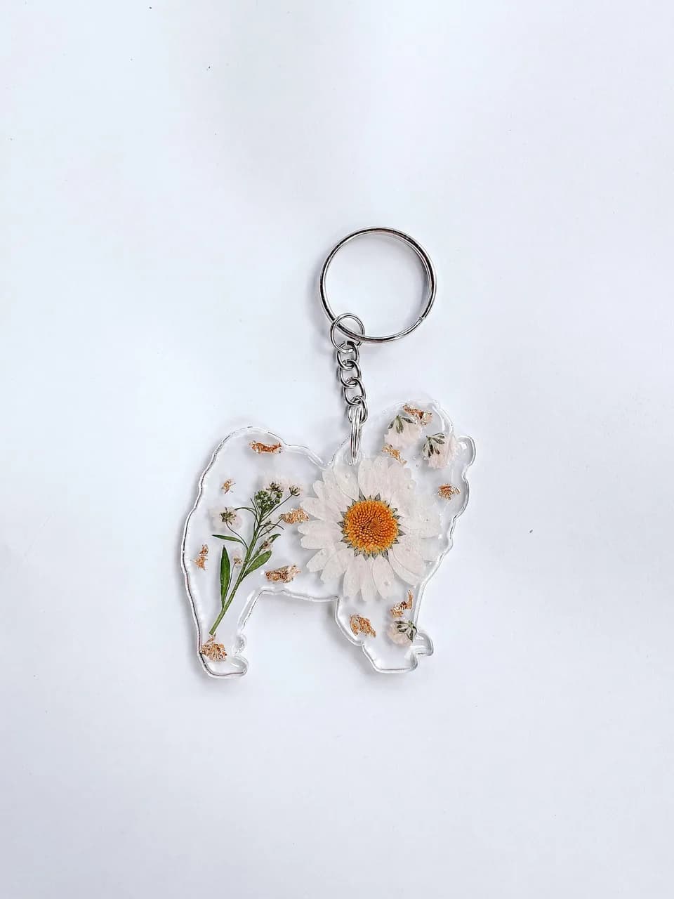 Handmade Chow Chow resin keychain with dried flowers